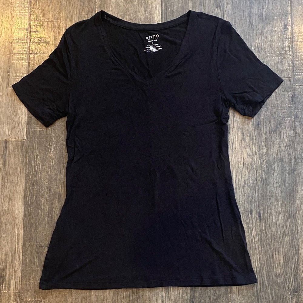 Apt. 9 Women's Classic Black Short Sleeve Tee